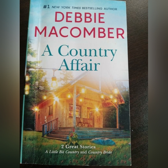 Set of 2 books Debbie MaComber - Picture 2 of 5